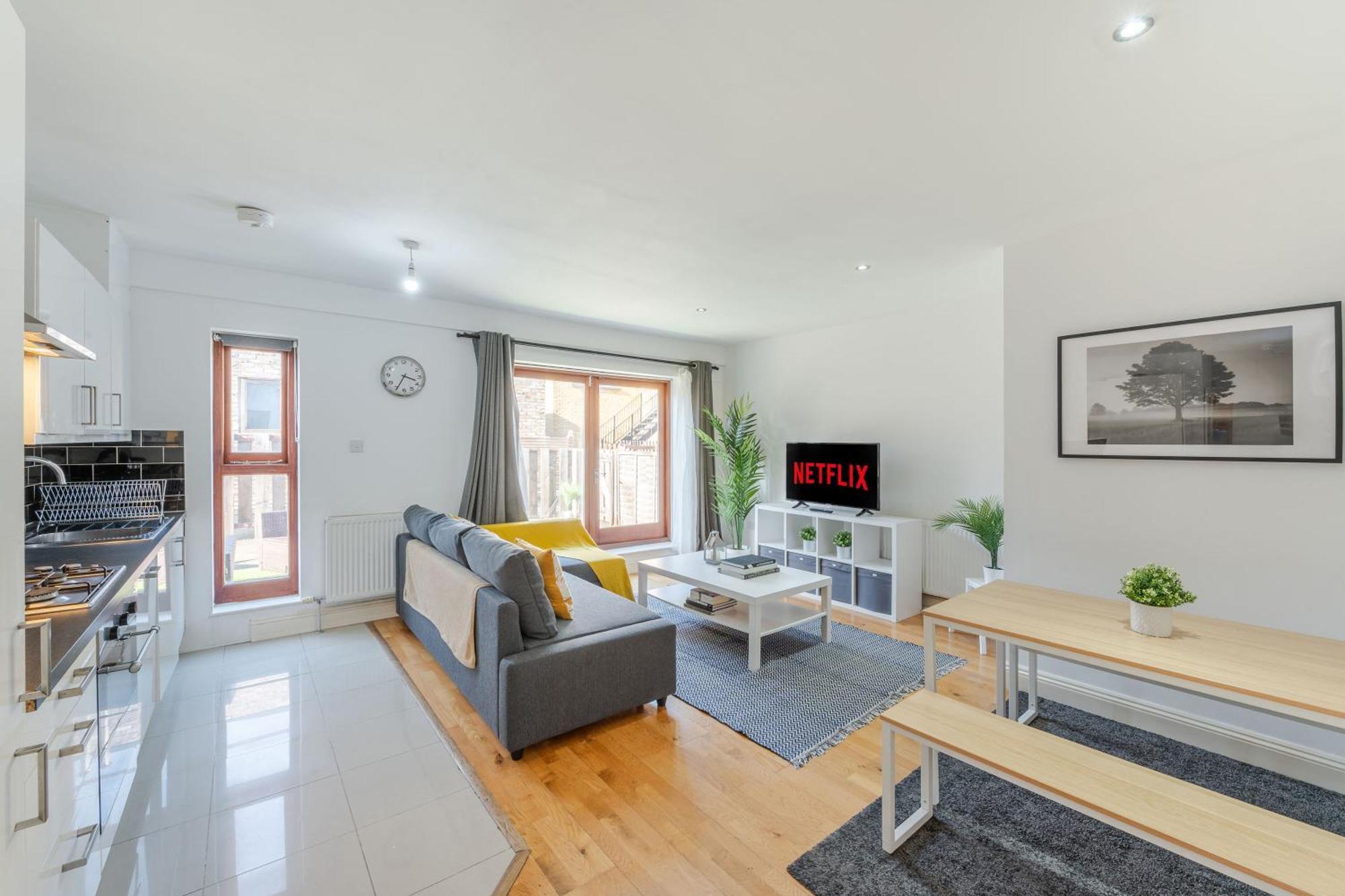 London Waterloo Apartment With Large Private Terrace - View Of The London Eye - 1 Bedroom 1 Bath Екстер'єр фото