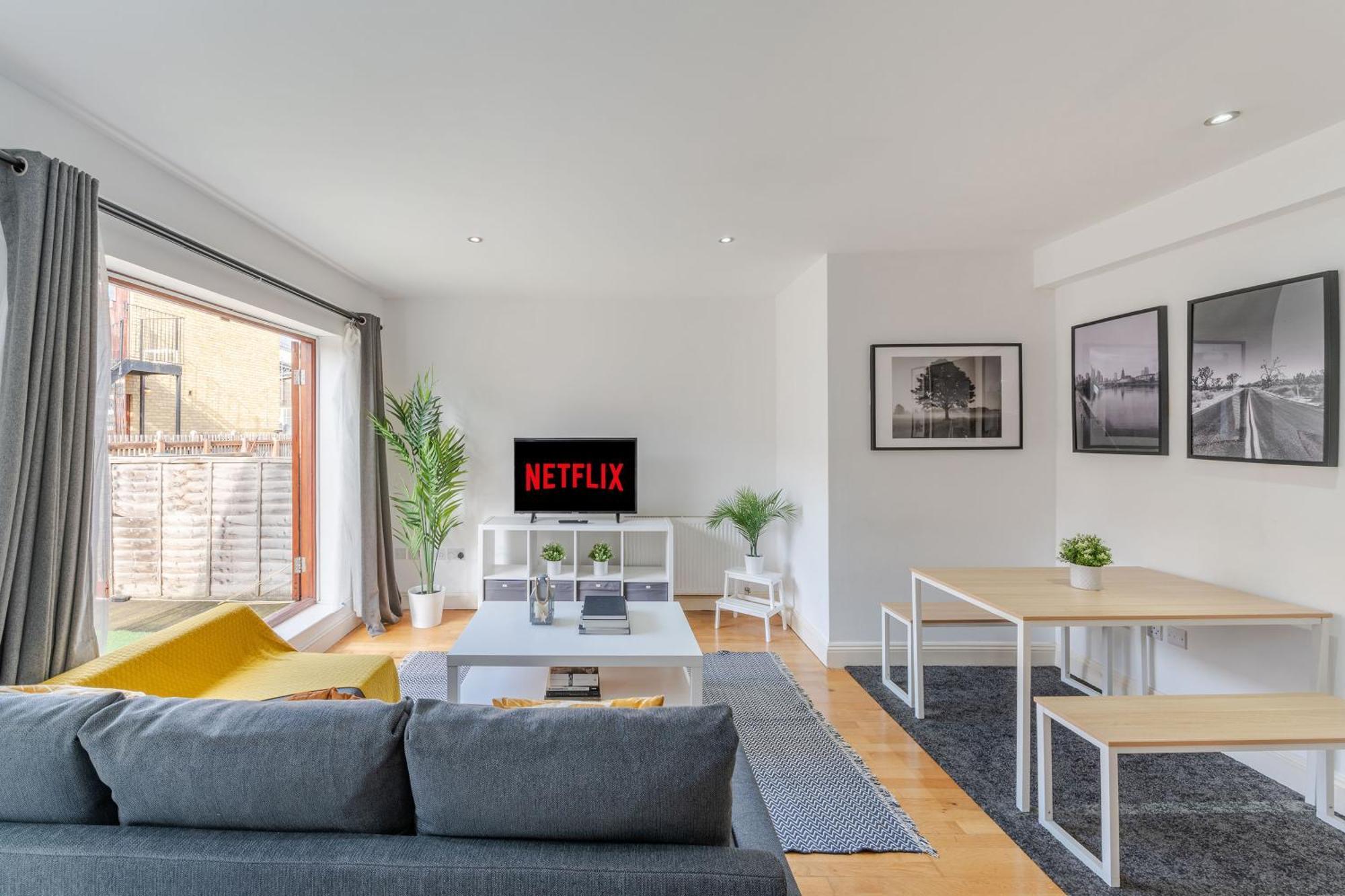 London Waterloo Apartment With Large Private Terrace - View Of The London Eye - 1 Bedroom 1 Bath Екстер'єр фото